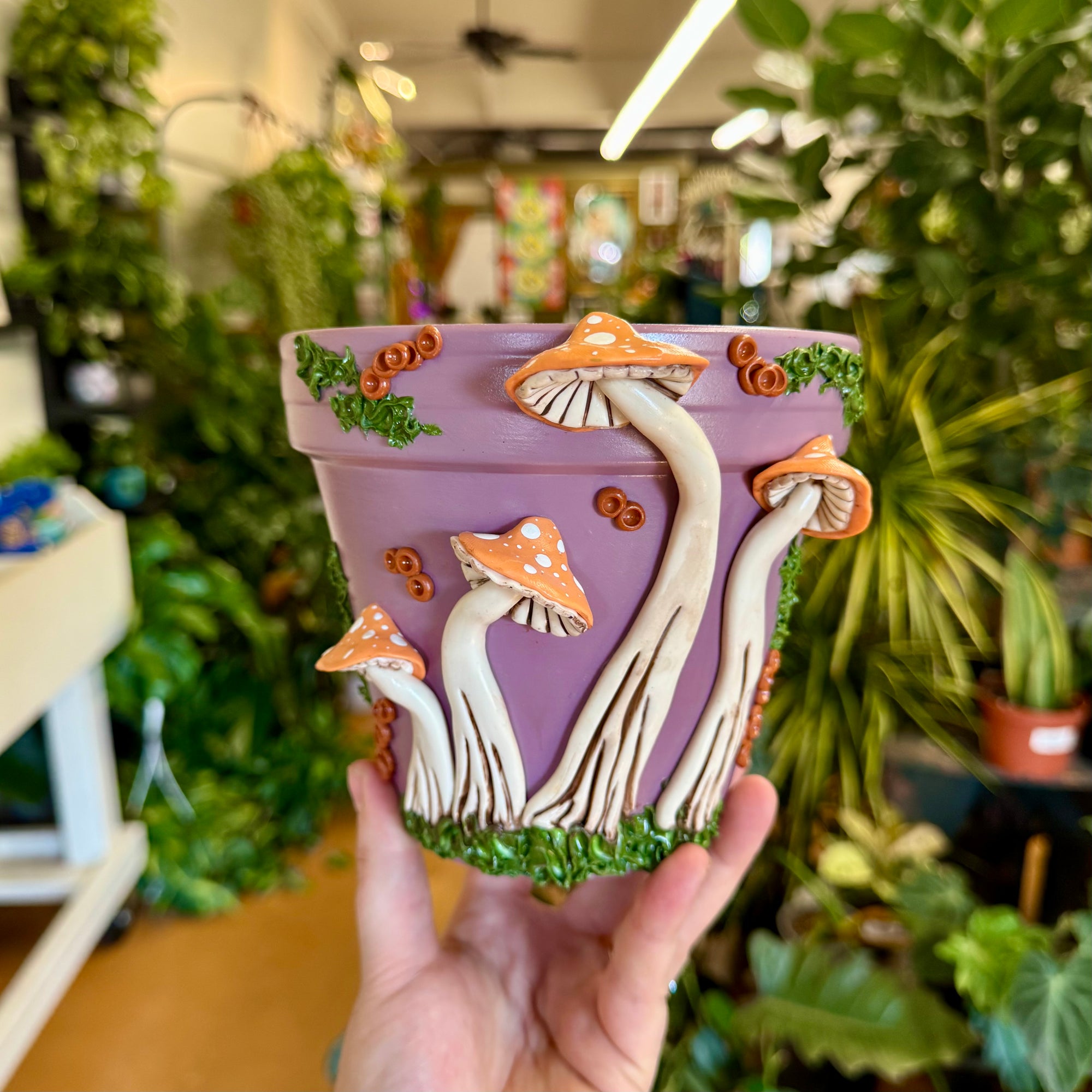 6" Mushie Pot: Purple w/ Peach Mushies